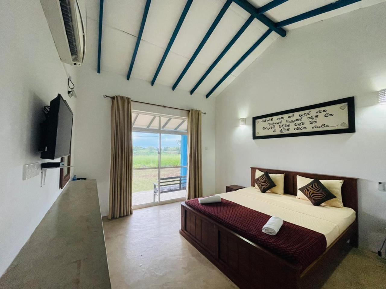 Birdwing Sigiriya Hotel Bagian luar foto